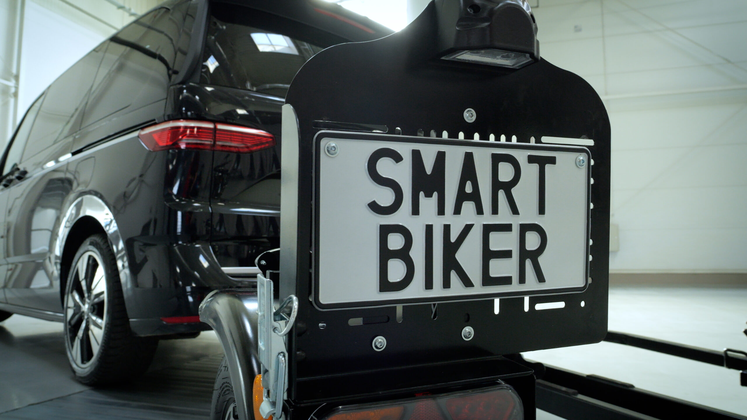 SmarBiker_v2.00_00_31_05.Still018
