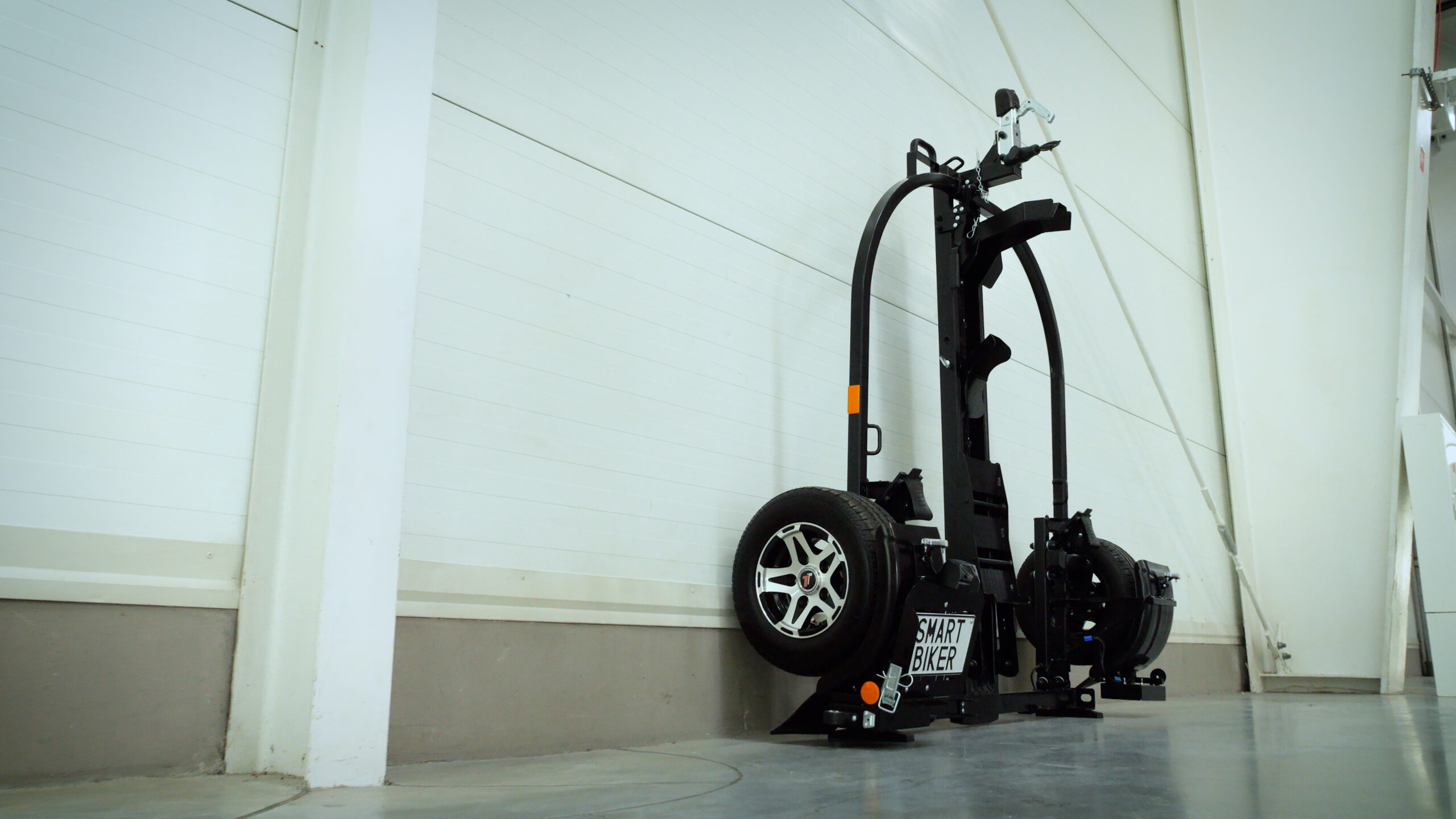 SmarBiker_v2.00_00_50_23.Still033